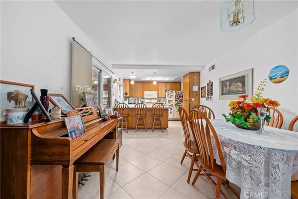 Lakeside, CA 92040,9152 Lakeview RD