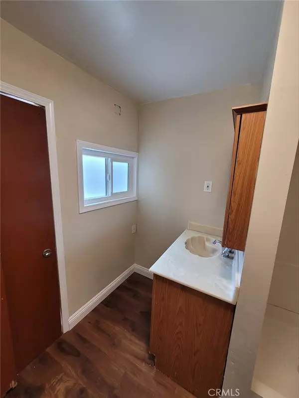 Los Angeles, CA 90063,126 N Eastman AVE