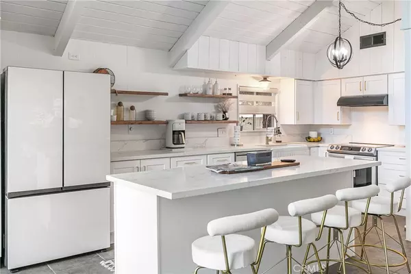 628 Rose LN, Twin Peaks, CA 92391