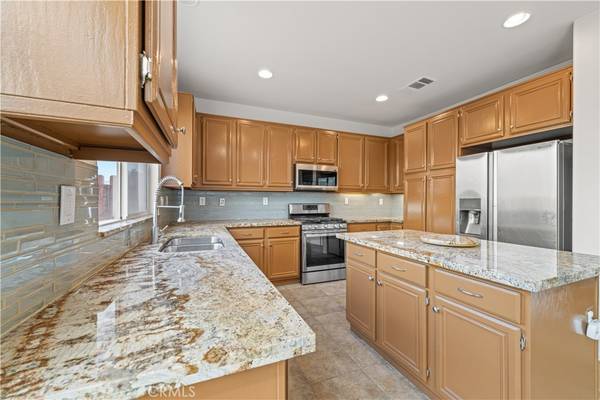 Winchester, CA 92596,32372 Safflower