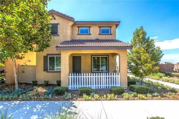 Colton, CA 92324,2002 Juniper LN