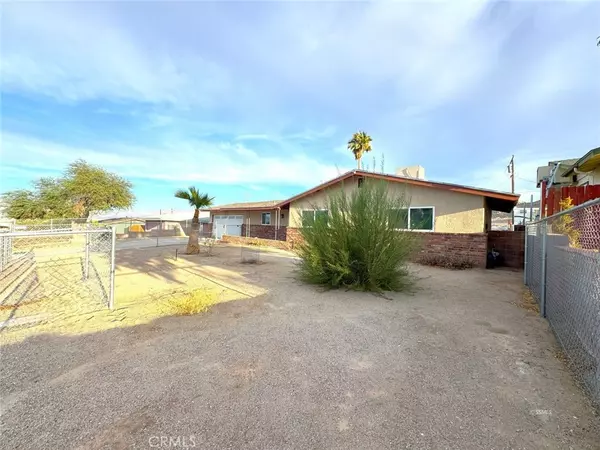 Trona, CA 93562,12145 Lakeview DR