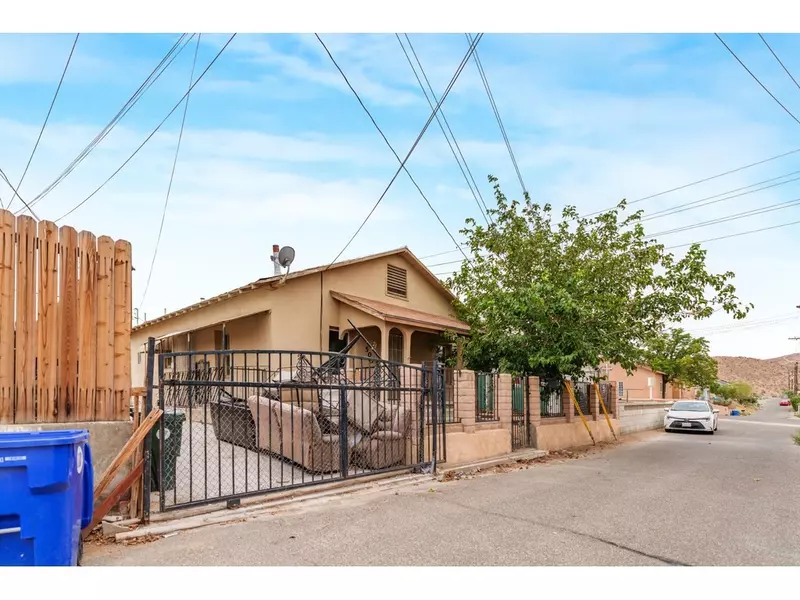 505 Pallesi ST, Barstow, CA 92311