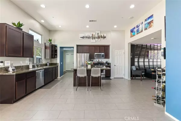 Lake Elsinore, CA 92532,34147 Dianthus LN