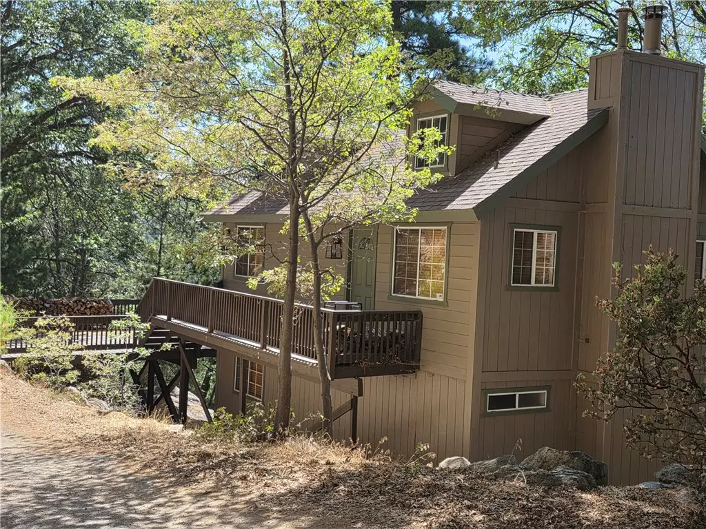 Lake Arrowhead, CA 92391,26478 Thunderbird DR