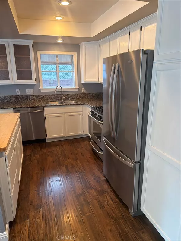 Running Springs, CA 92382,31014 Glen Oak DR