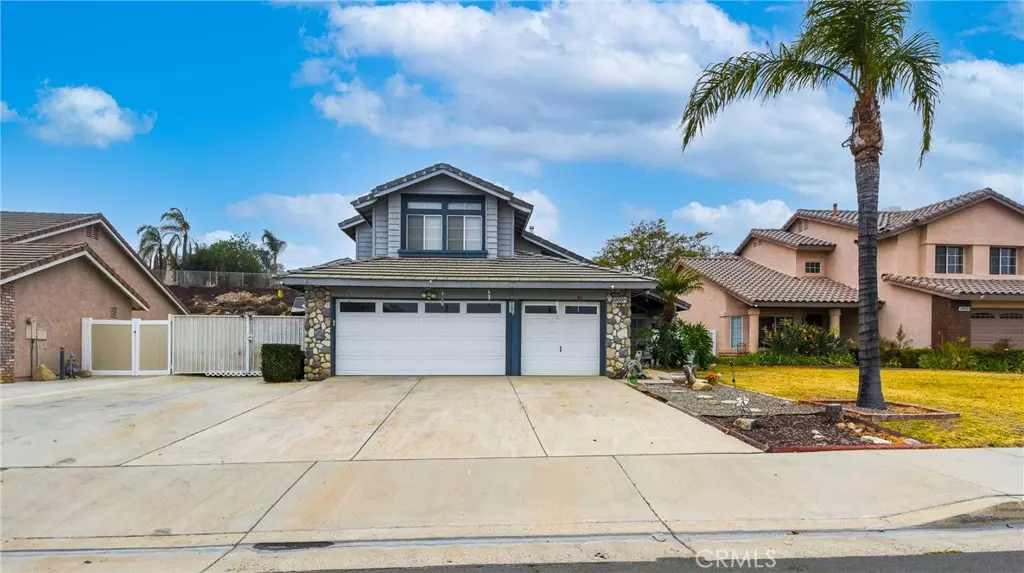 Corona, CA 92883,13057 Fescue CT