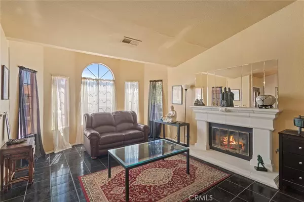 Highland, CA 92346,7126 Ridge DR