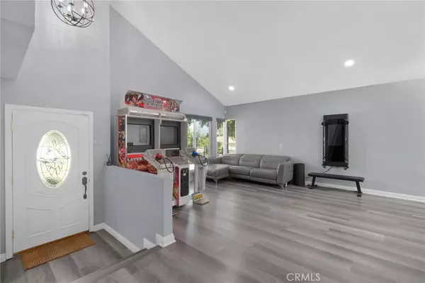 Pomona, CA 91766,26 Viewpoint CIR