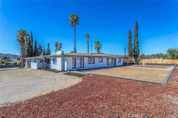 Banning, CA 92220,779 N 20th ST