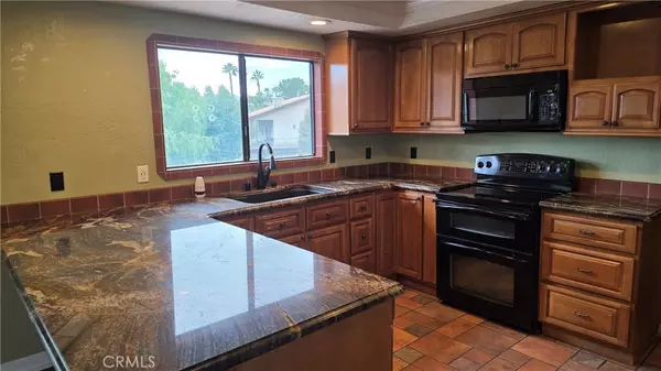 Canyon Lake, CA 92587,22551 Canyon Lake S