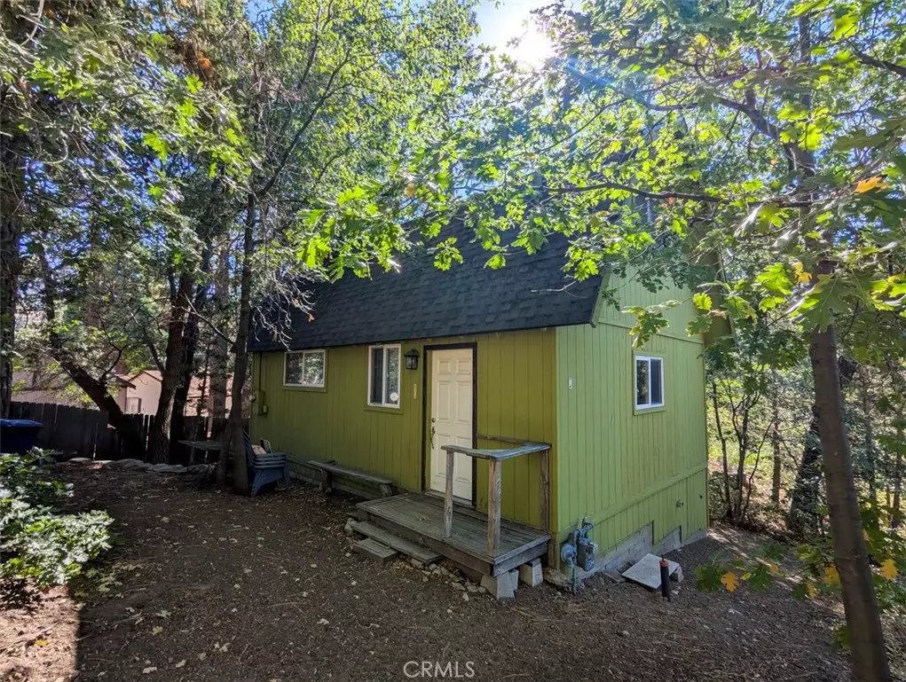 Big Bear Lake, CA 92315,43263 Sunset DR