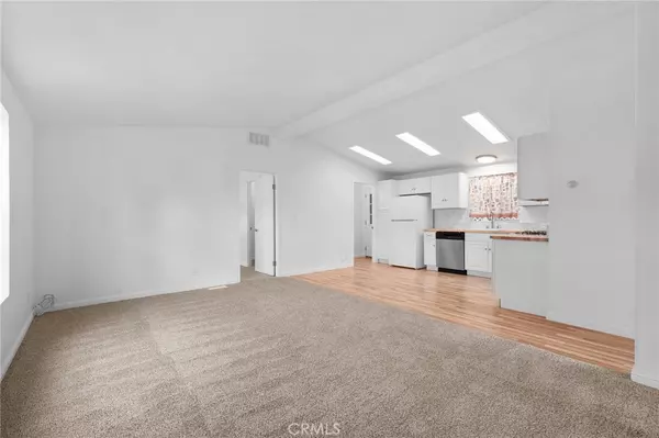 Lake Elsinore, CA 92530,32900 Riverside DR #40