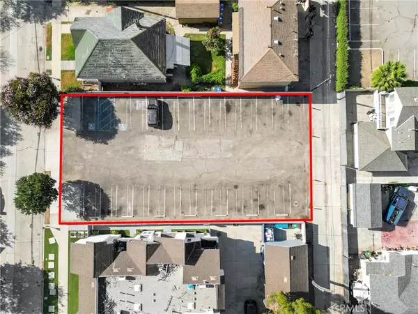 Santa Ana, CA 92701,846 N Van Ness AVE