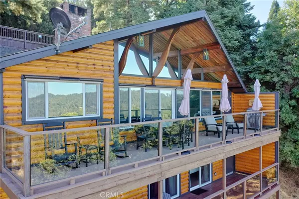 Crestline, CA 92325,816 Chamois DR