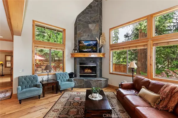Lake Arrowhead, CA 92352,116 Fairway DR