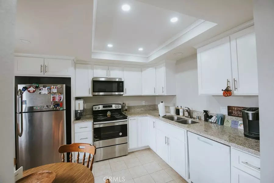 1554 Border AVE #G, Corona, CA 92882
