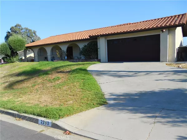 Corona, CA 92882,2233 Mountain View