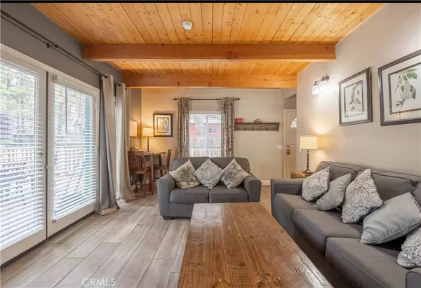 Big Bear Lake, CA 92315,41438 Oak ST