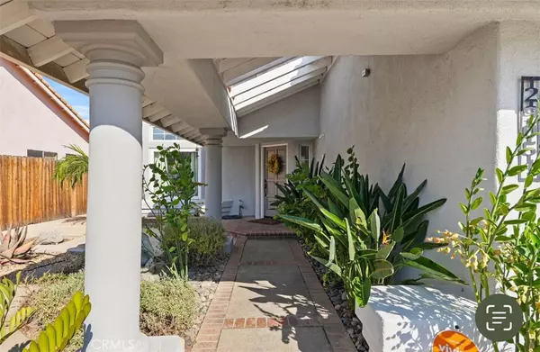 Lake Elsinore, CA 92530,29054 Palm View