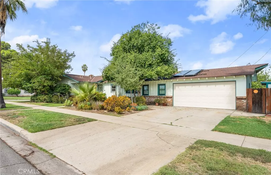 Redlands, CA 92373,1044 W Cypress AVE