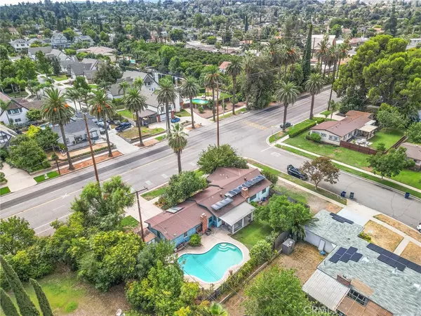 Redlands, CA 92373,1044 W Cypress AVE