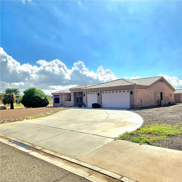 11333 Desert Trailways, Blythe, CA 92225