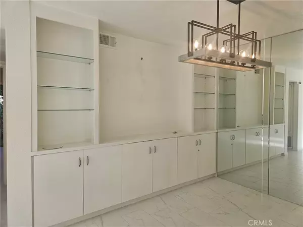 Palm Springs, CA 92264,505 S Farrell #N77