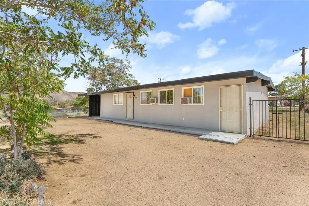 Yucca Valley, CA 92284,7427 Acoma TRL