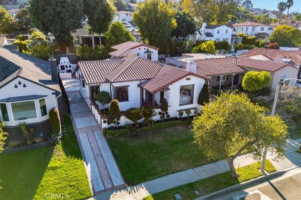 4251 Angeles Vista BLVD,  View Park,  CA 90008