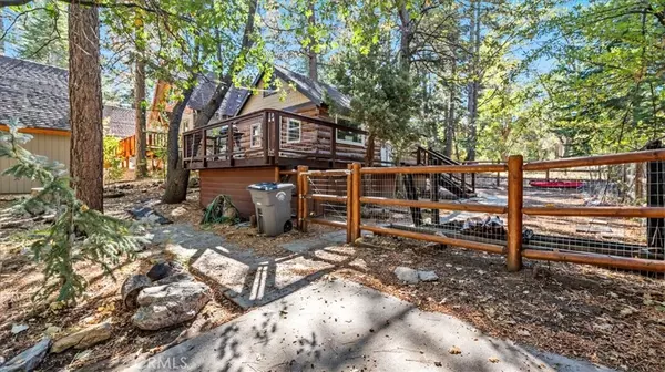 Big Bear, CA 92315,42721 Willow AVE