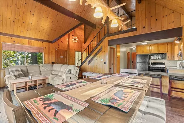 Lake Arrowhead, CA 92352,1159 Yellowstone