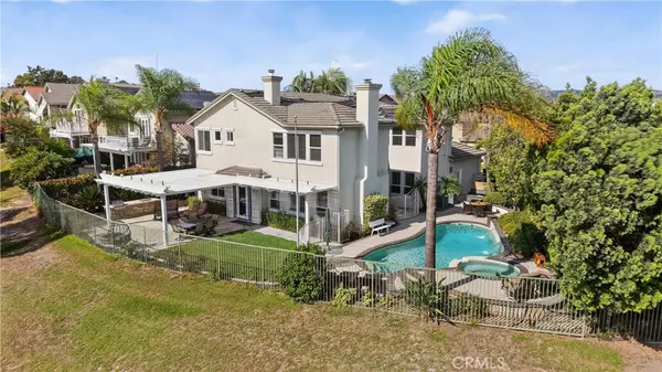 Placentia, CA 92870,988 Spyglass PL