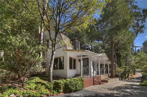 Crestline, CA 92325,23581 Lake DR