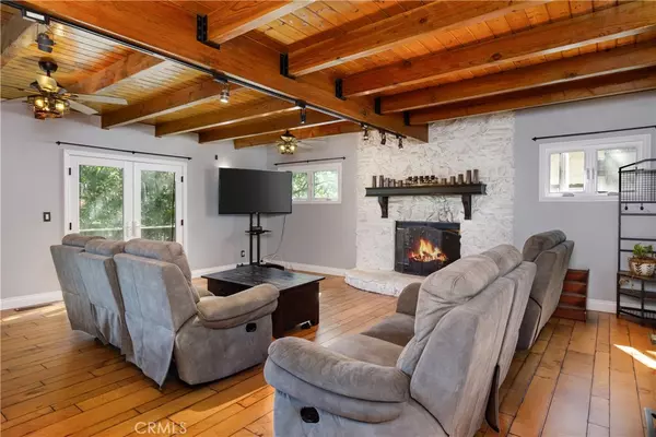 Crestline, CA 92325,24540 Horst