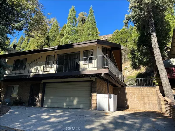 22348 Glenwood, Crestline, CA 92325