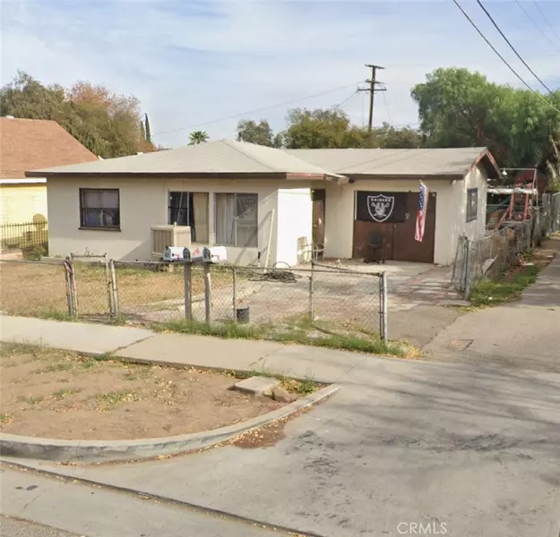 409 S Merrill, Corona, CA 92882