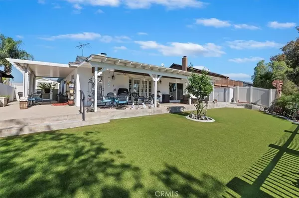 Corona, CA 92879,443 Termino AVE