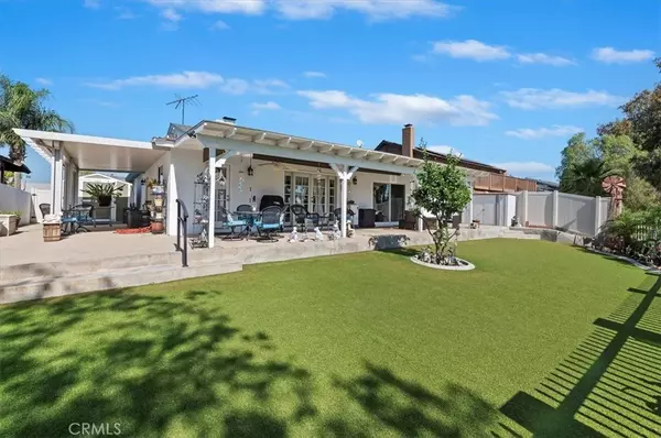 Corona, CA 92879,443 Termino AVE