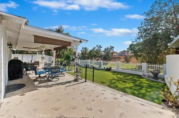Corona, CA 92879,443 Termino AVE