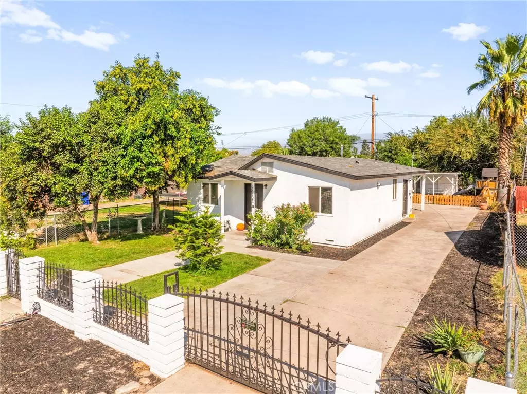 San Bernardino, CA 92410,24724 Court ST