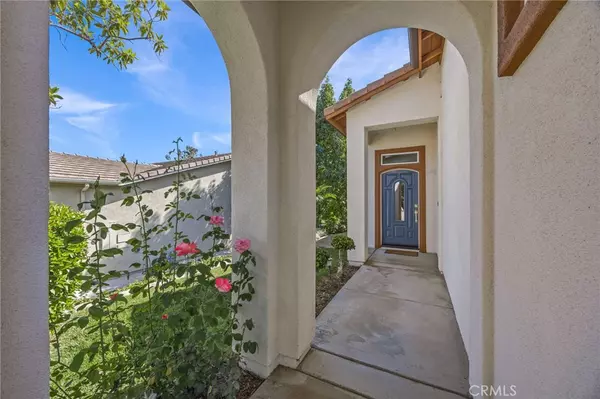 Corona, CA 92883,9299 Robinson LN