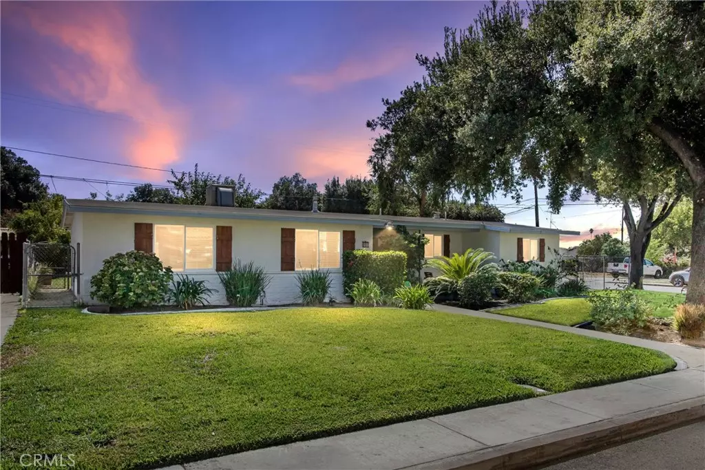 Redlands, CA 92374,102 E Pioneer