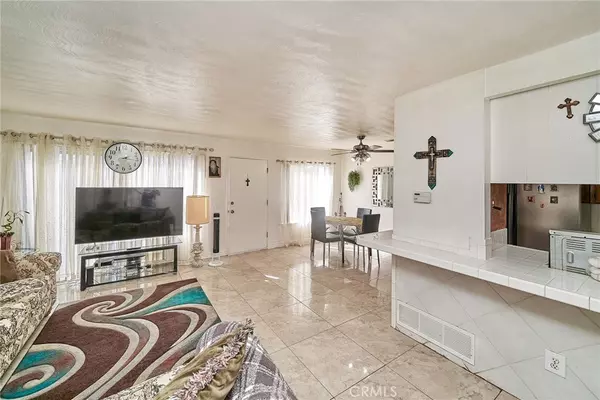 Riverside, CA 92503,4801 Jackson ST #C