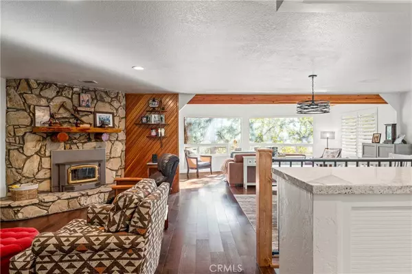 Crestline, CA 92325,221 Darfo DR