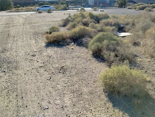 1613 Riverside DR, Barstow, CA 92311