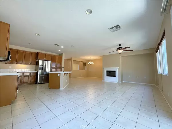 Beaumont, CA 92223,1290 Estancia ST