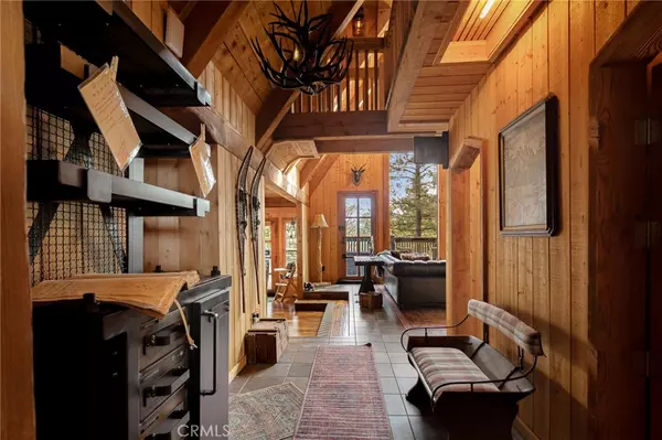 Lake Arrowhead, CA 92352,27325 Pinewood DR