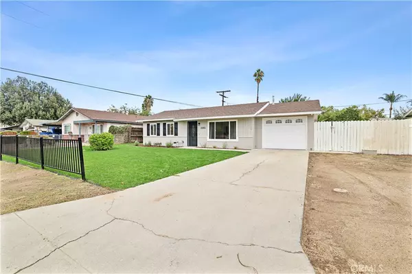 Hemet, CA 92543,26882 Grace
