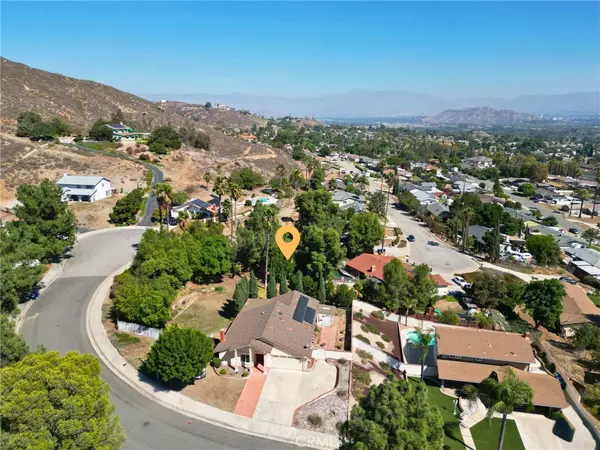 Jurupa Valley, CA 92509,5900 Winncliff DR